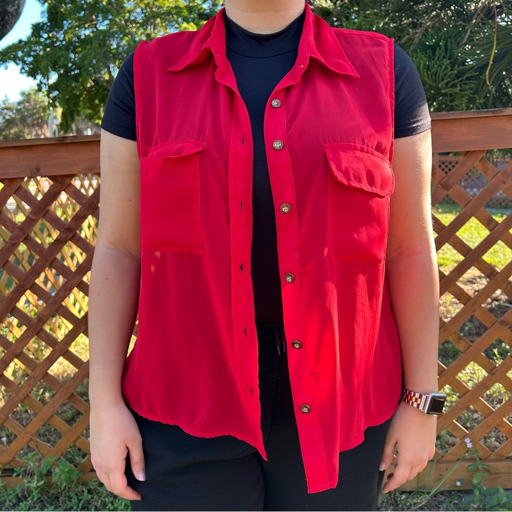 Vintage 90’s Early 2000 Red Sheer Sleeveless Button Down Layering Blouse!